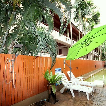 Baywatch Boutique Hotel Ao Nang 끄라비 외부 사진
