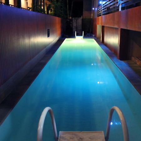Baywatch Boutique Hotel Ao Nang 끄라비 외부 사진