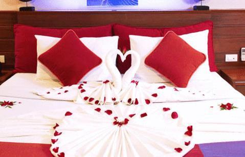 Baywatch Boutique Hotel Ao Nang 끄라비 객실 사진