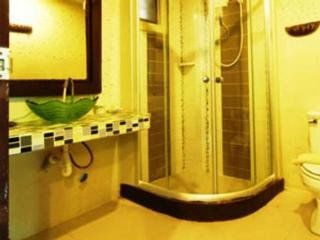 Baywatch Boutique Hotel Ao Nang 끄라비 외부 사진
